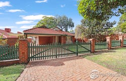 5 Redcourt Road, Attadale, WA 6156