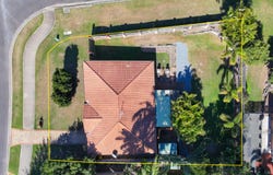 2 Salem Court, Lammermoor, Qld 4703