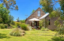 17-19 Elizabeth Avenue, Uralla, NSW 2358