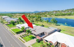 32 Scenic Crescent, Bowen, Qld 4805