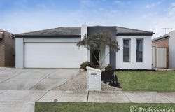 11 Riverina Boulevard, Brookfield, Vic 3338