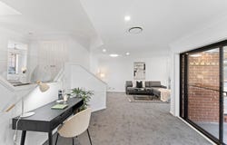 12 Maranatha Close, Belmont North, NSW 2280