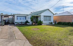6 Cliff Court, St Leonards, Vic 3223