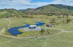 2/104 Mount Ossa Seaforth Road, Mount Ossa, Qld 4741
