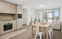 410/18 Cecil Avenue, Cannington, WA 6107