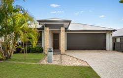 16 Sawyer Street, Spring Mountain, Qld 4300