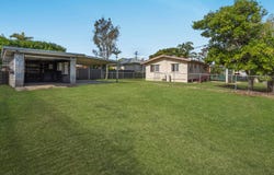 44 Cemetery Road, Eastern Heights, Qld 4305