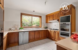 36 Amblecote Crescent, Mulgrave, Vic 3170
