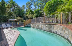 13 Waitara Place, Robina, Qld 4226