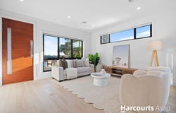 1/8 Dunnell Rise, Berwick, Vic 3806