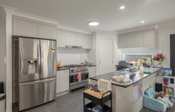 19 Brickfields Cres, Southside, Qld 4570