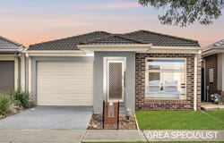 21 ALLAMBEE DRIVE, Harkness, Vic 3337
