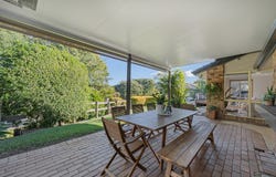 8 Brookvale Close, Kenmore Hills, Qld 4069