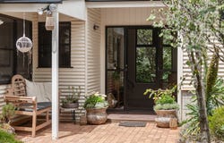 9 Vayro Road, Blue Mountain Heights, Qld 4350