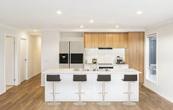 35 Mollyan Avenue, Charlemont, Vic 3217