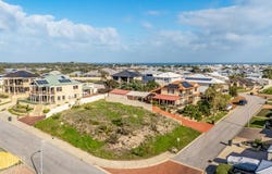 1 Merredin Heights, Dawesville, WA 6211