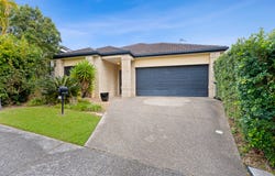 25 Hillridge Crescent, Varsity Lakes, Qld 4227