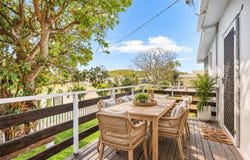26-28 Meadow Street, Keppel Sands, Qld 4702