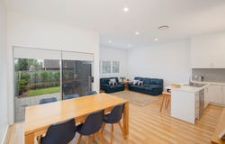 2/9 Myrtle Close, Adamstown Heights, NSW 2289