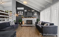 4 Candy Close, Seville, Vic 3139