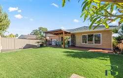 16A Woodley Crescent, Melville, WA 6156
