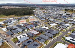 1-2/7 Garrison Way, Chisholm, NSW 2322