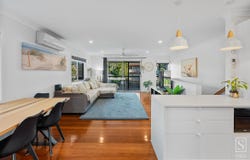 23 Woggle Street, Jamboree Heights, Qld 4074