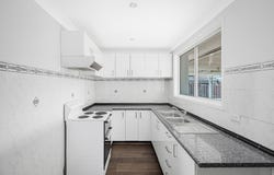 4 Tuna Place, St Clair, NSW 2759