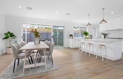 2/12 Coonara Avenue, Mount Eliza, Vic 3930