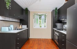 8 Bertram Street, Park Avenue, Qld 4701