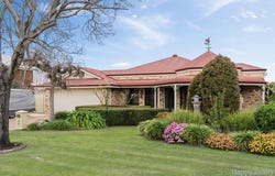 11 Grand Boulevard, Canning Vale, WA 6155