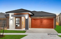 8 Pebble Road,, Pakenham, Vic 3810