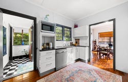 11 Edna Street, Goodna, Qld 4300