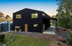 33 Chambers Court, Glenview, Qld 4553