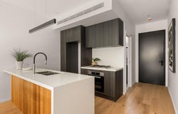 4/6 Hennessy Street, Brunswick, Vic 3056
