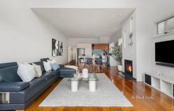 27 Bangalore Street, Kensington, Vic 3031