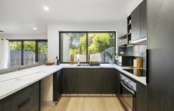 22/2 Tuition Street, Upper Coomera, Qld 4209
