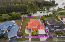 12 Tanzen Drive, Arundel, Qld 4214