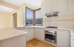 11 Sunbrook Court, Sunbury, Vic 3429