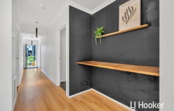 13 Amburla Drive, Cranbourne North, Vic 3977