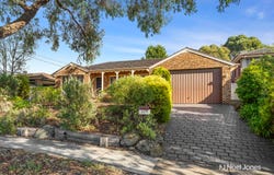 30 Rosemary Avenue, Croydon Hills, Vic 3136