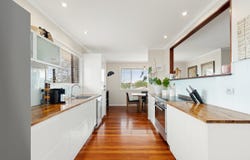 17 Kensington Way, Strathpine, Qld 4500