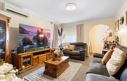 2/57 Wellington Street, Darley, Vic 3340