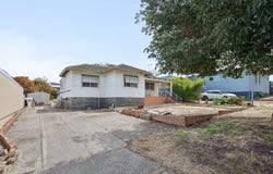 16 Harriott Street, Willagee, WA 6156