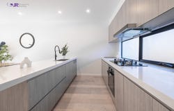 2/41 Coleman Parade, Glen Waverley, Vic 3150