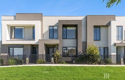 3 Buckleys Walk, Mickleham, Vic 3064