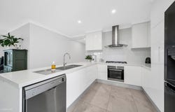 5 Girringun Parade, Mount Peter, Qld 4869