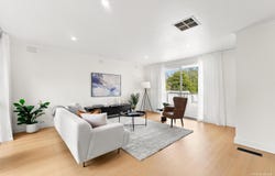 10 Chinook Crescent, Mooroolbark, Vic 3138