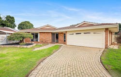 29 Henderson Drive, Seville Grove, WA 6112