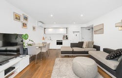 8/15 Woodlands Avenue, Breakfast Point, NSW 2137